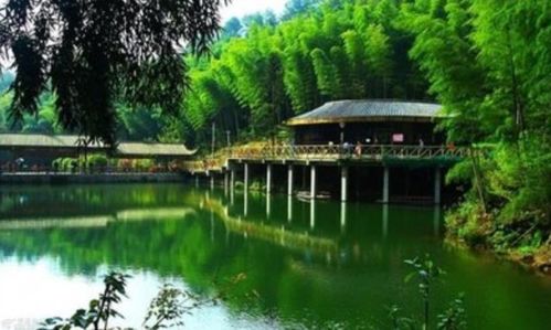 唐朝香炉而出名的山 位于四川小县,别致风景却鲜有人来